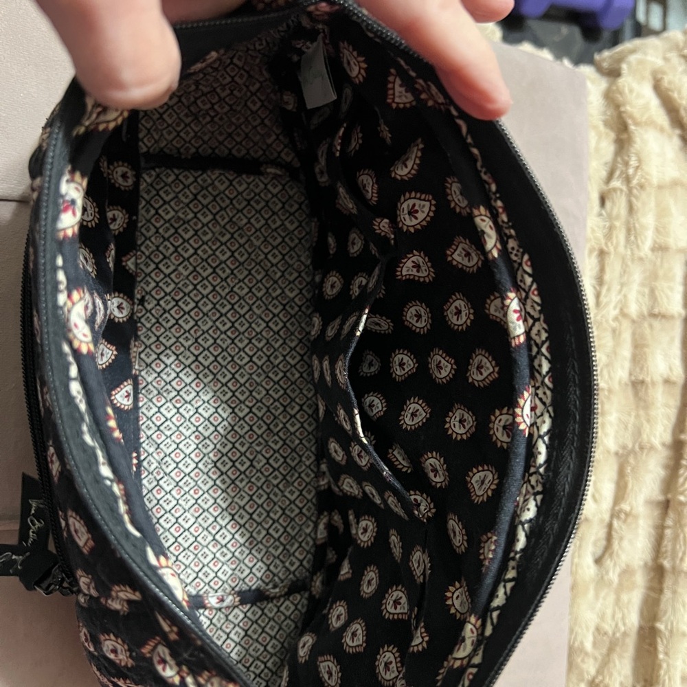 Vera Bradley Black and Cream Patterned Shoulder Bag - Picture 5 of 7